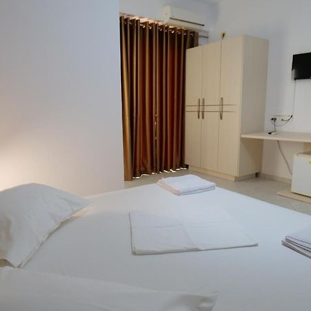 Saranda Inn Rooms & Apartments Eksteriør billede