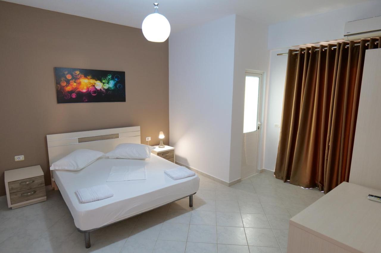 Saranda Inn Rooms & Apartments Eksteriør billede
